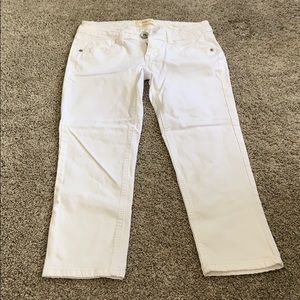 White jean capris